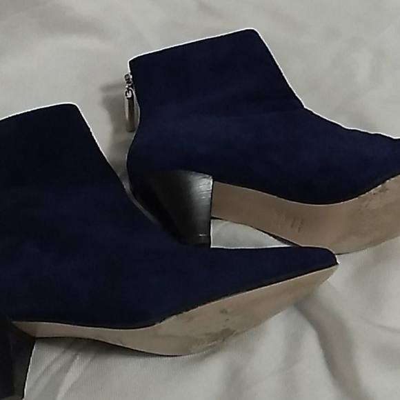 Stuart Weitzman Suede Boots - Picture 4 of 10